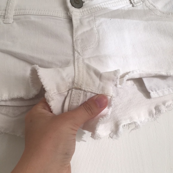 White Hollister Jean Shorts - Picture 4 of 8